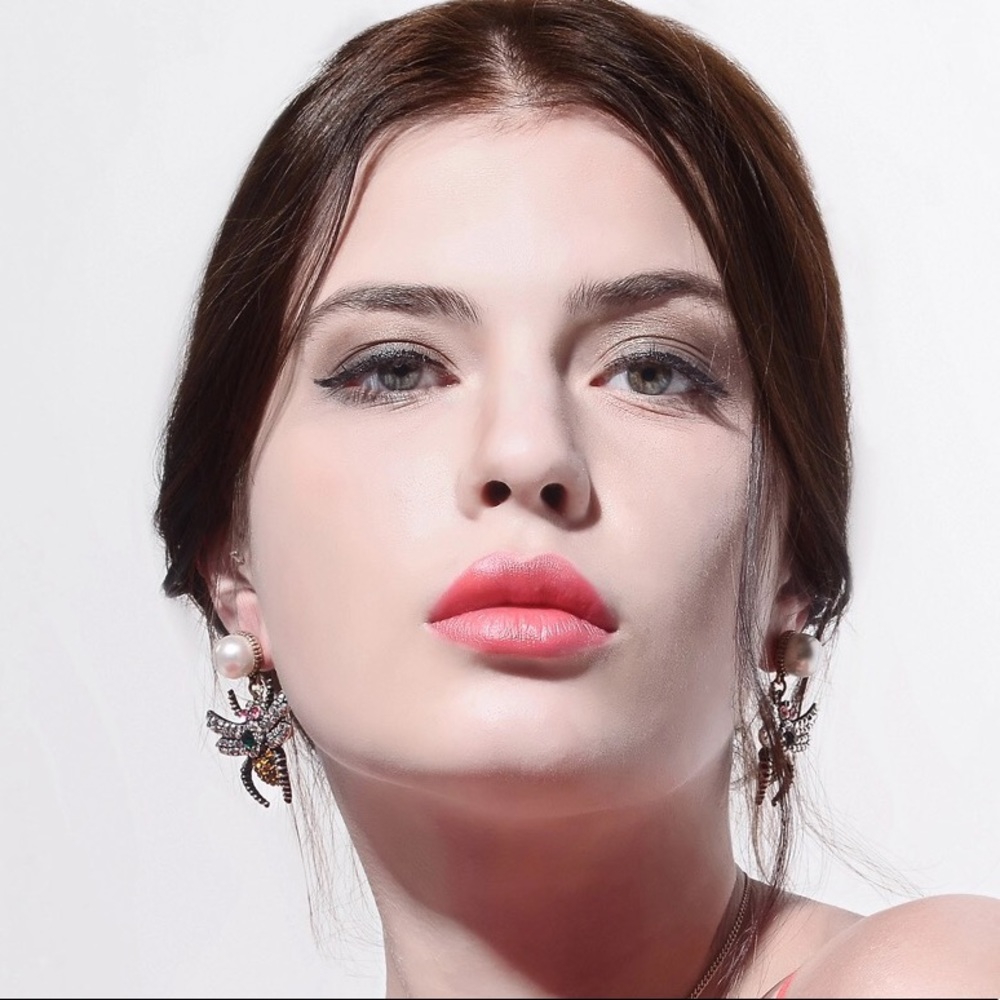 New Design Cool & Chic Insect Bee Drop Earrings